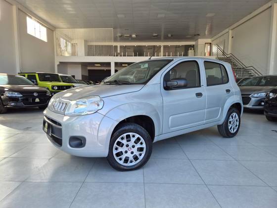 FIAT UNO 1.0 EVO VIVACE 8V FLEX 4P MANUAL